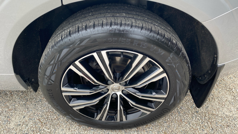 Volvo Xc60 2.0 B5P Inscription 5dr AWD Geartronic Petrol Estate